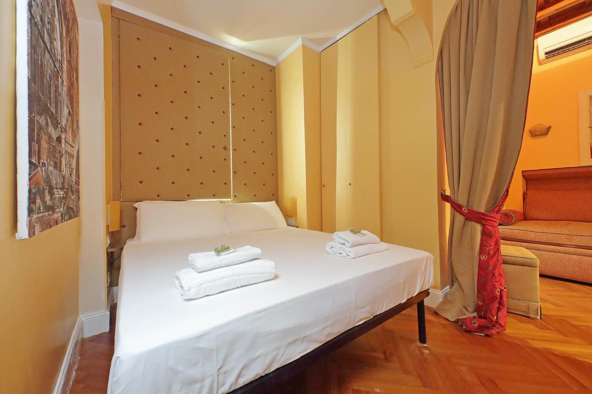 Pantheon Luxury Apartment โรม ภายนอก รูปภาพ
